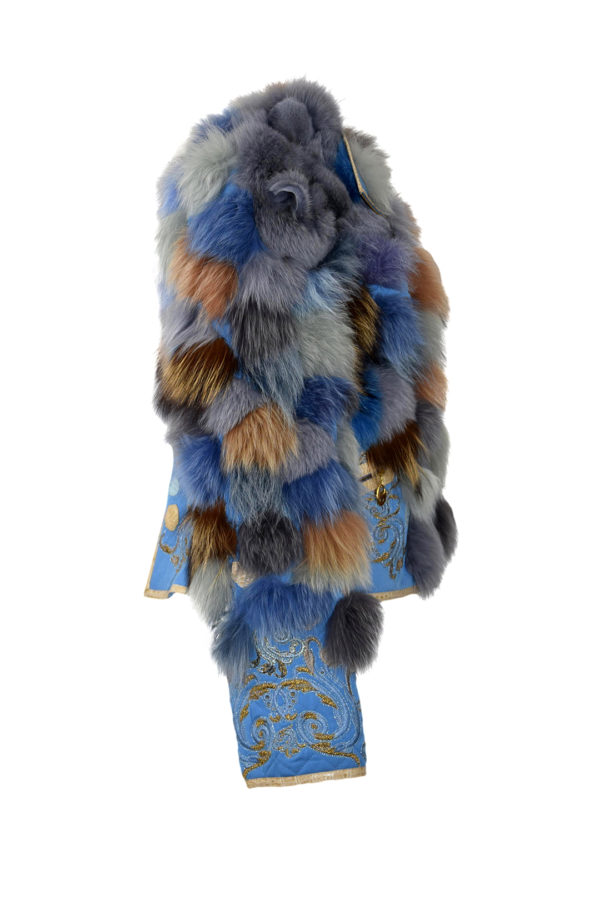 Fuchsjacke,blau-pastel, mit Krokoapplikation und Ornament embroidery