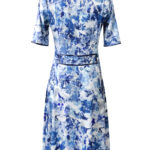 Kleid in "Art Flower" - Print mit navy Lackkontrasten, Kurzarm