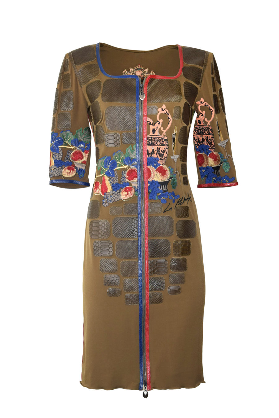 Kleid mit "still-life-embroidery", 4- Motive, entlang der Kanten mit Multicolor Kontrasten umnäht